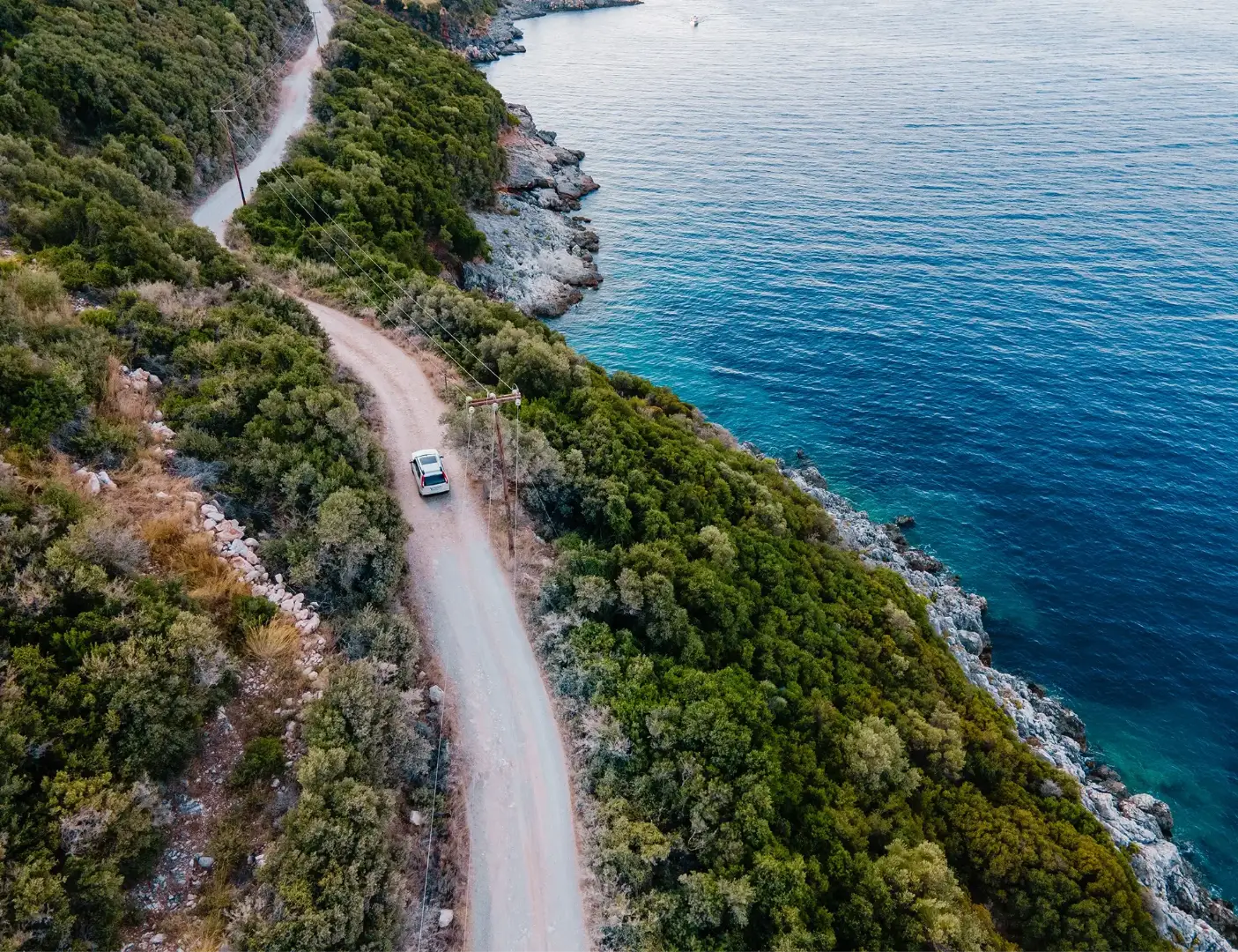 Planen Sie einen Sommerurlaub in Montenegro? Lund Rent a Car bietet zuverlässige Fahrzeuge, um die Küstenstädte zu erkunden. Erfahren Sie, wie Sie Ihre Reise optimal organisieren und die Adria genießen können.